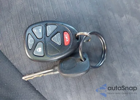 2011 Chevrolet Tahoe Ls из США, поврежденный, VIN 1GNSCAE03BR174049